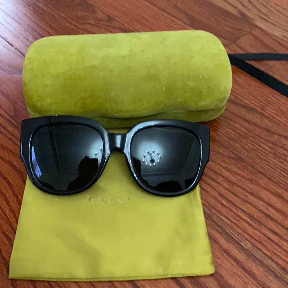 Pre-owned Gucci Sunglasses
